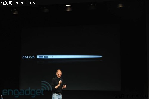 新款MacBook Air比斧头的刀刃还要薄 
