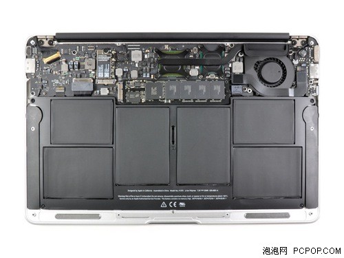 拆解 11 英寸 MacBook Air 