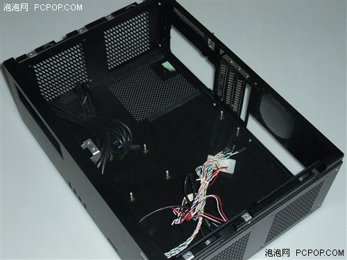 联力全铝HTPC机箱 PC-C50全方位赏析  