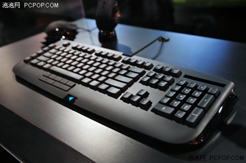 全球玩家关注!Razer CES2011展台曝光 