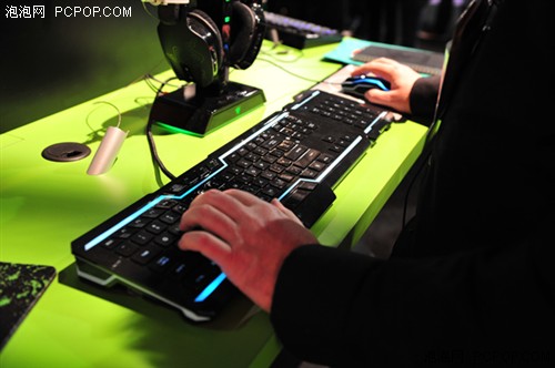 全球玩家关注!Razer CES2011展台曝光 