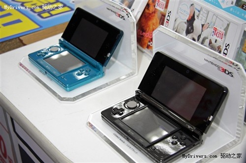 任天堂裸眼3DS掌机日本上市 开箱视频 