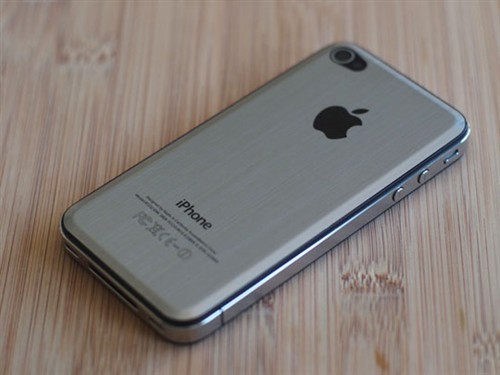 iPhone5原型：金属壳大屏幕似iPhone4 