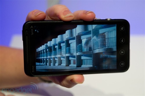 畅享独特3D体验！HTC EVO 3D真机试玩 