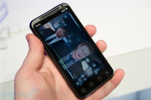 畅享独特3D体验！HTC EVO 3D真机试玩 