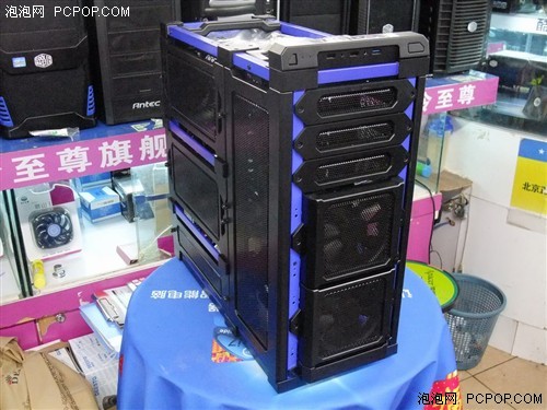 全镂空式设计  Antec LanBoy air机箱 