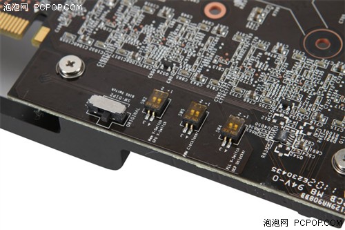 超频者专用！微星GTX580闪电裸图赏析 