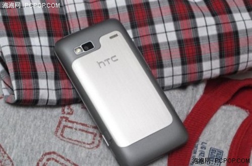 金属智能人气王 HTC DesireZ现价2460 