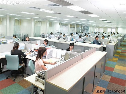 2010年Q4中国PC出货量趋缓 商用市场的表现好于家用市场 