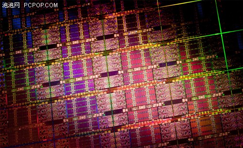 更快、更稳定 Intel Xeon E7系列来临 
