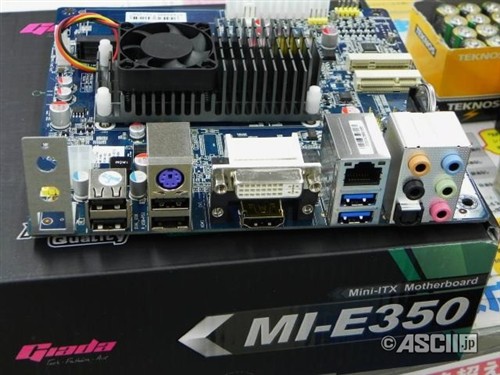 Mini PCI-E？奇怪规格Fusion APU主板 