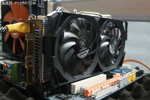 核心飙1055MHz GTX560Ti冰龙超频曝光 