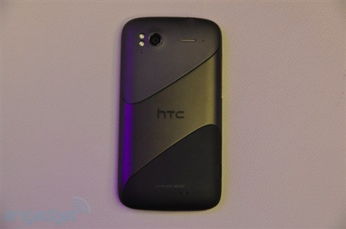 全新娱乐功能 HTC Sensation真机多图 