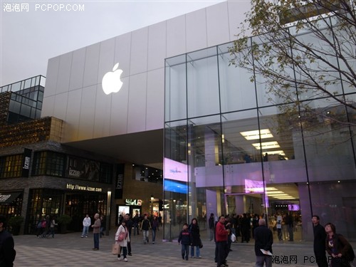 迎接十周年 苹果Apple Store将以新面貌示人 