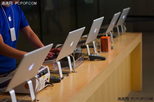 迎接十周年 苹果Apple Store将以新面貌示人 