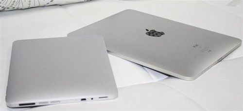 苹果欲出7寸iPad？对比照片iPad2曝光 