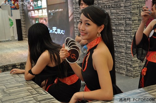 美女如云！影驰SHOWGIRL亮相CHINAJOY 