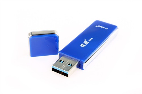 可媲美硬盘！市售USB 3.0高速U盘横评 