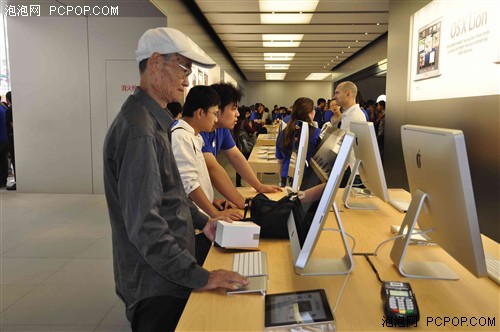 Apple的盛宴 南京东路苹果店开业实况 