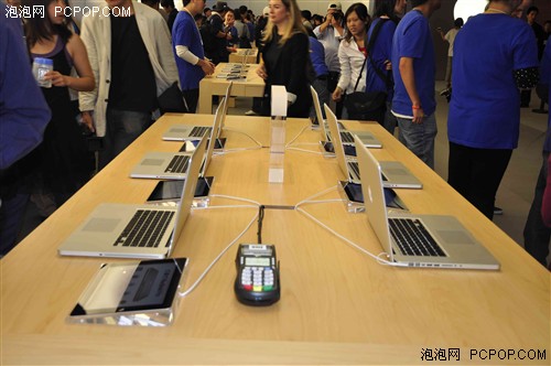 Apple的盛宴 南京东路苹果店开业实况 