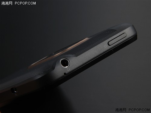 双核心双摄像头 HTC夺目3D X515m评测 