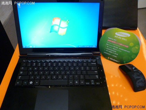 Windows7,Windows7高级版,Win7,Win7预装,Win7电脑,Win7桌面，用最轻薄13寸Windows7本展现个人风格 