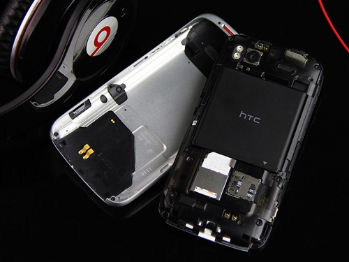 魔声附体音乐旗舰手机 HTC Z715e评测 