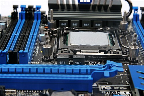 完美兼容 超频三LGA2011扣具平台测试 