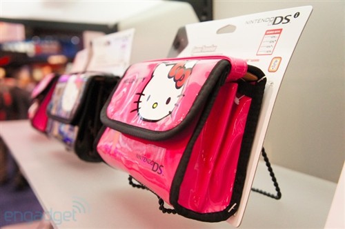 CES2012萌系教主Hello Kitty主题产品 