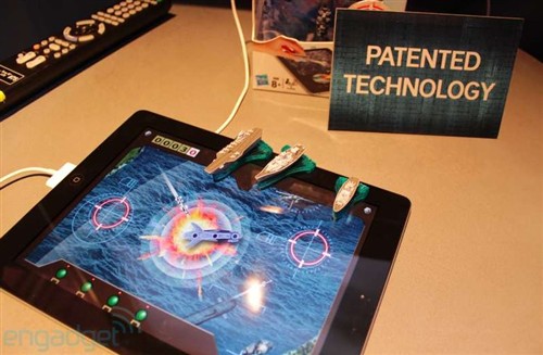 与iPad搭配玩 孩之宝桌上游戏zAPPed 