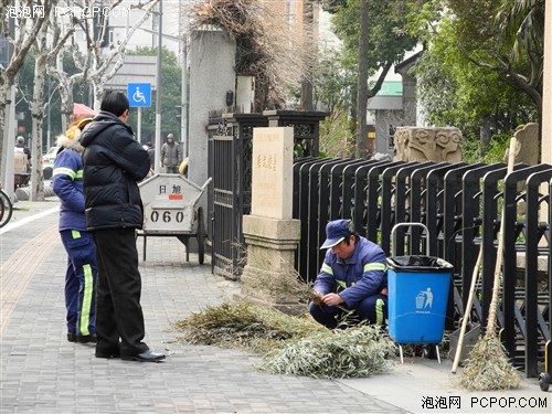 周末惬意生活 尼康P7100记录闲暇午后 