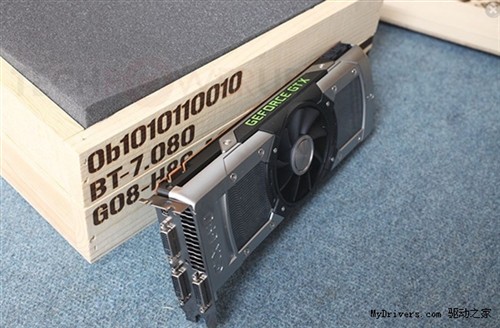 GeForce GTX690媒体评测卡开箱照曝光 