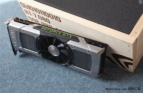 GeForce GTX690媒体评测卡开箱照曝光 