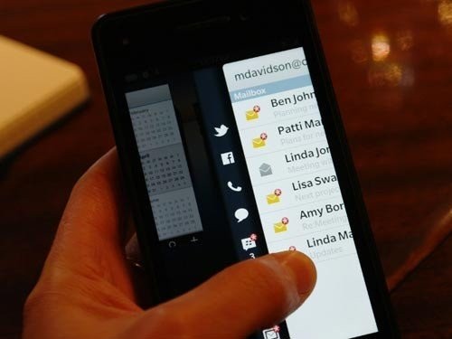 全手势掌控 BlackBerry 10界面被曝光 