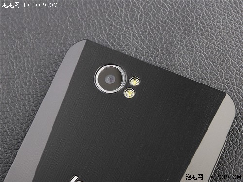 英特尔处理器! 联想乐Phone K800评测 