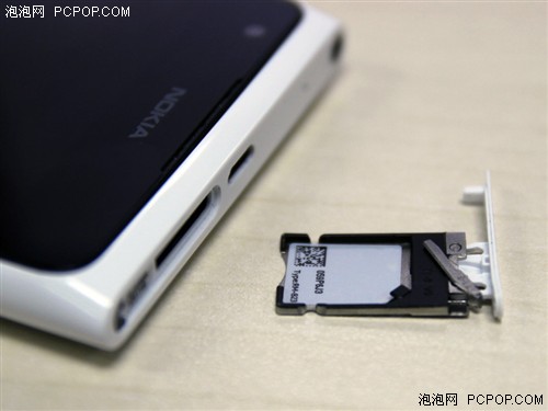 非凡闪耀与众不同 诺基亚Lumia900评测 