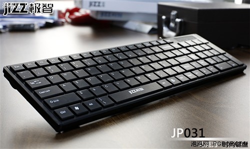 经典黑白配 极智巧克力键盘JP031上市 