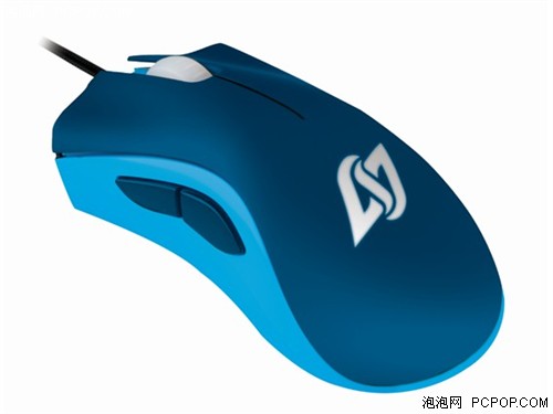 Razer推CLG限量版 游戏鼠标与鼠标垫  