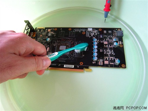 质量过关水洗也不怕 XFX HD7750水洗实录 