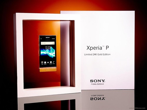 索尼24K黄金限量版Xperia P亮相北欧 