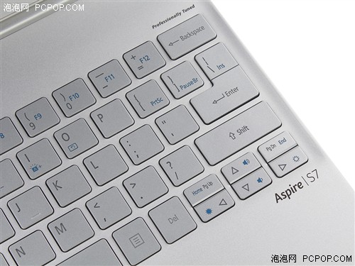 纯粹之作 11吋最强超极本Acer S7评测 