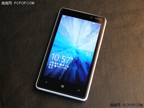 中档性价比WP8机 诺基亚Lumia820评测 