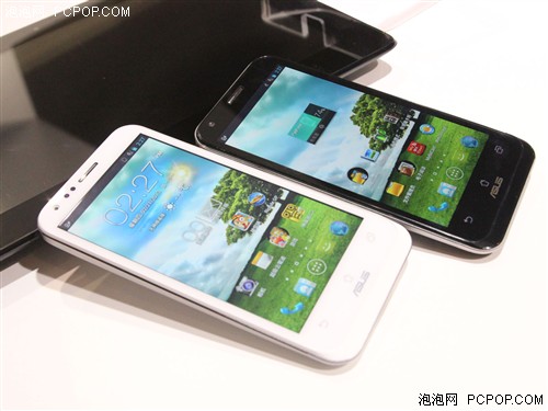 手机+平板售价4999 华硕PadFone2发布