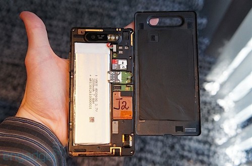 NVIDIA带来搭载Tegra 4I芯片参考手机 