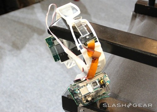 继续合作!谷歌眼镜使用三星OLED屏幕_谷歌平