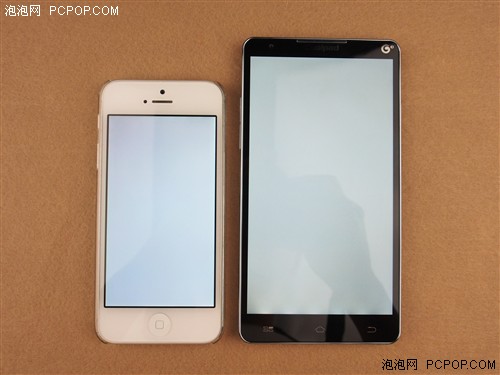 优异表现 炫影SII/iPhone5屏幕对比 
