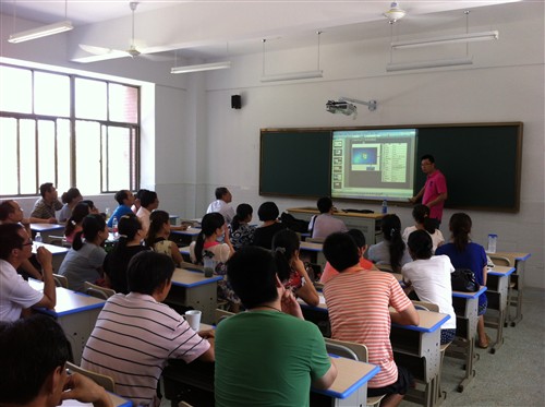 艾洛维互动投影机应用于无锡硕放中学 