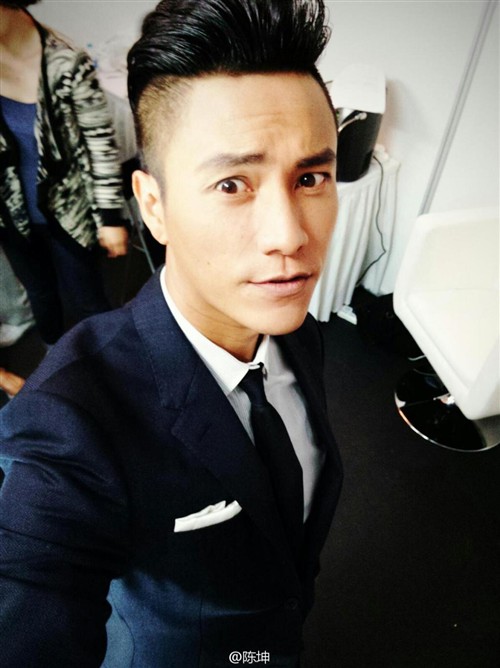 旋转镜头/背部触控 OPPO N1现场体验_OPPO手机评测-