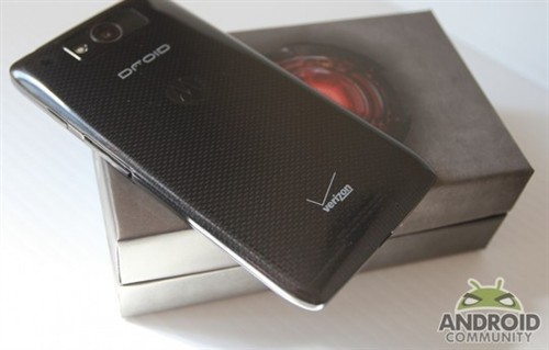 凑热闹跟风 摩托罗拉研发6.3英寸手机_摩托罗