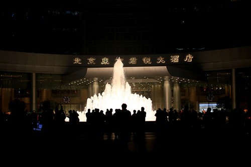 皇城根的圣诞节 用相机记录北京平安夜 